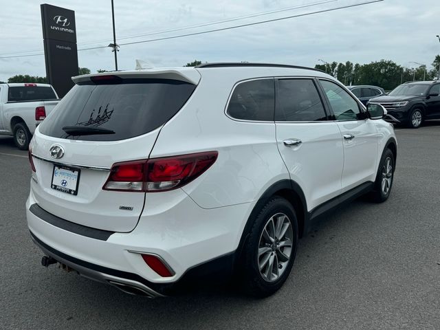 2018 Hyundai Santa Fe SE