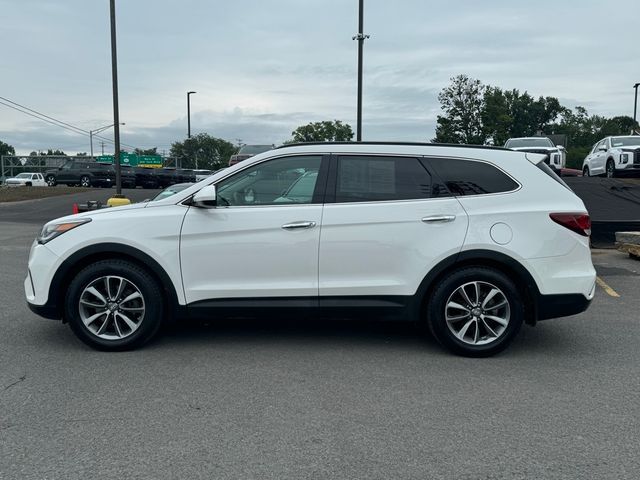 2018 Hyundai Santa Fe SE