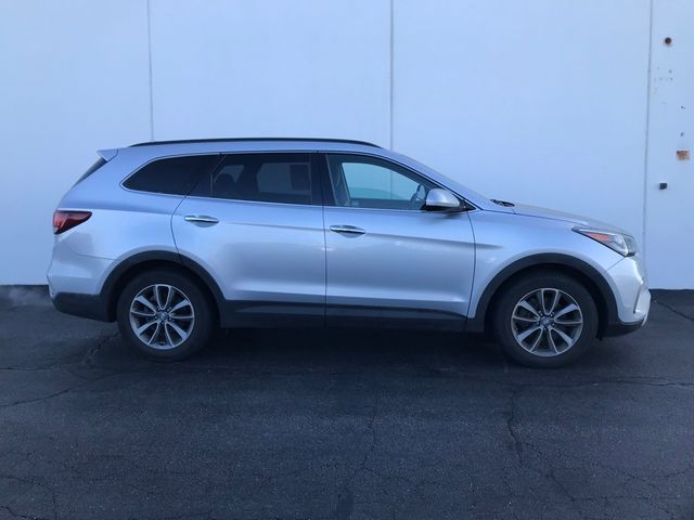 2018 Hyundai Santa Fe SE