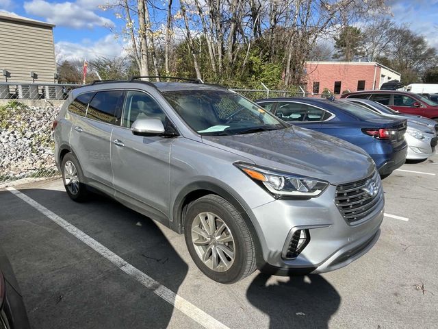 2018 Hyundai Santa Fe SE