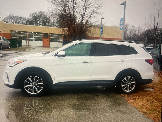 2018 Hyundai Santa Fe SE