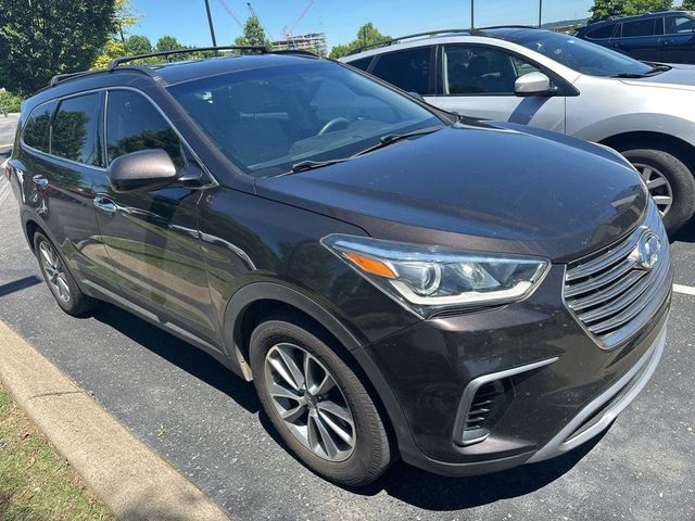 2018 Hyundai Santa Fe SE