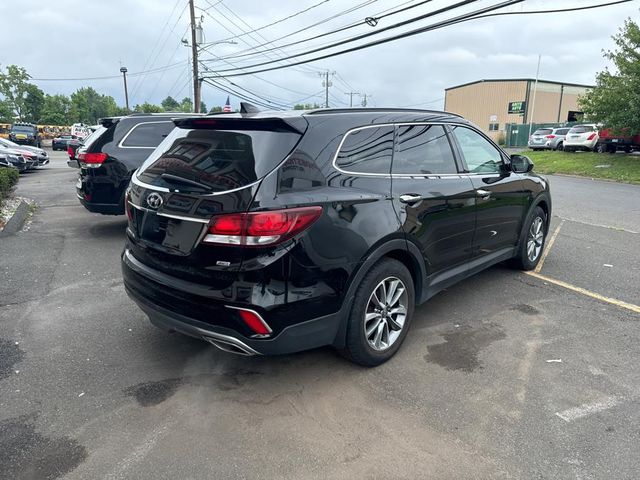 2018 Hyundai Santa Fe SE