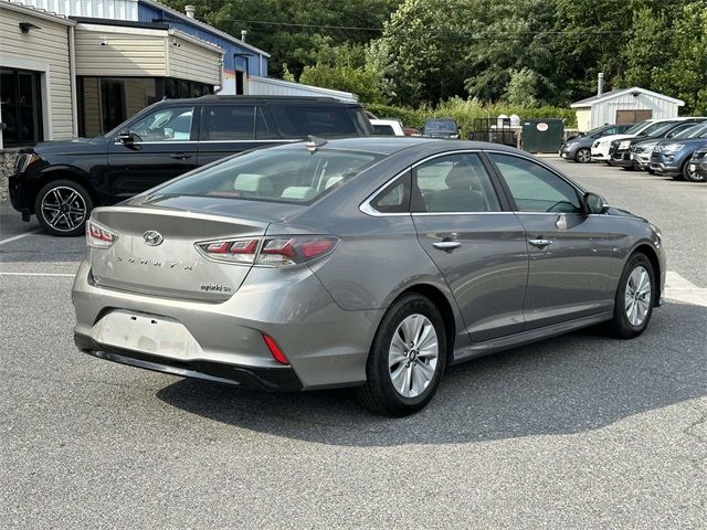 2018 Hyundai Sonata Hybrid SE