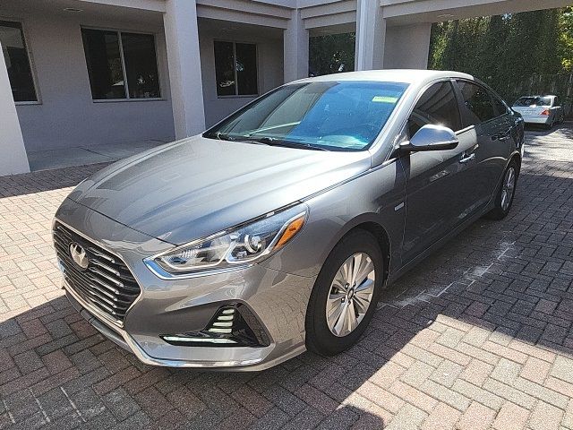 2018 Hyundai Sonata Hybrid SE