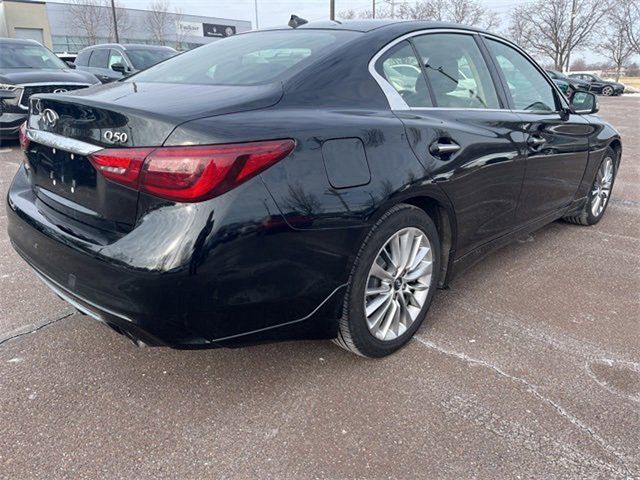 2018 INFINITI Q50 2.0T Luxe