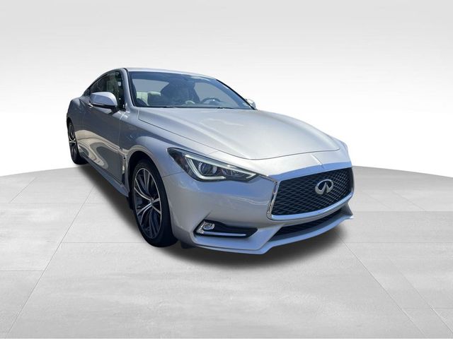 2018 INFINITI Q60 2.0T Luxe