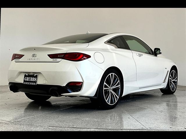 2018 INFINITI Q60 2.0T Luxe