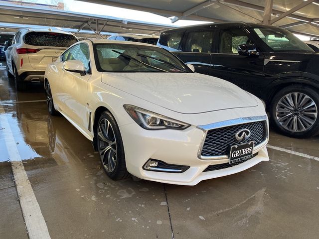 2018 INFINITI Q60 2.0T Luxe