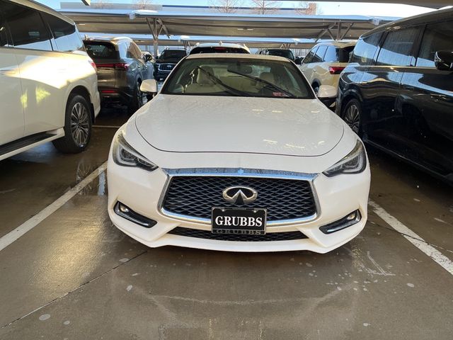 2018 INFINITI Q60 2.0T Luxe