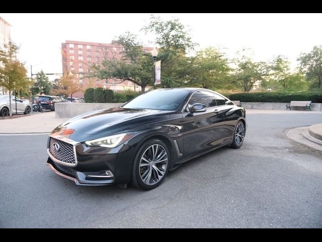 2018 INFINITI Q60 2.0T Luxe