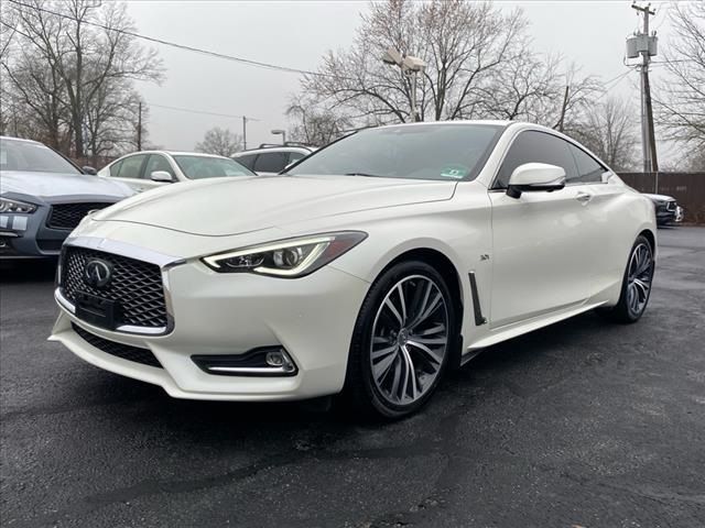 2018 INFINITI Q60 3.0T Luxe