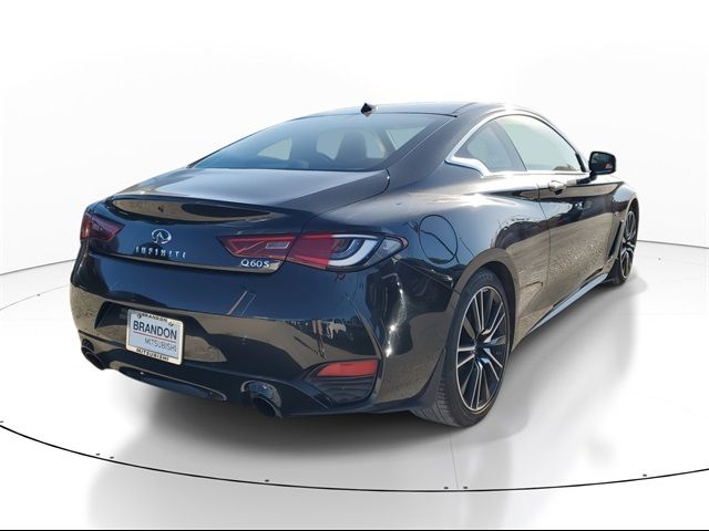 2018 INFINITI Q60 Sport