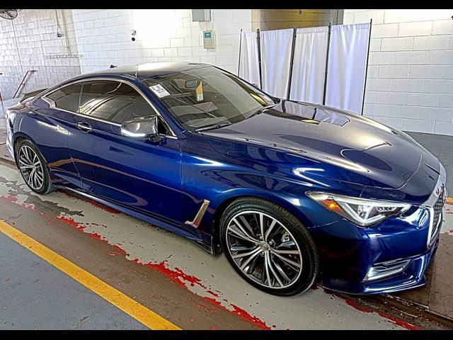 2018 INFINITI Q60 Sport