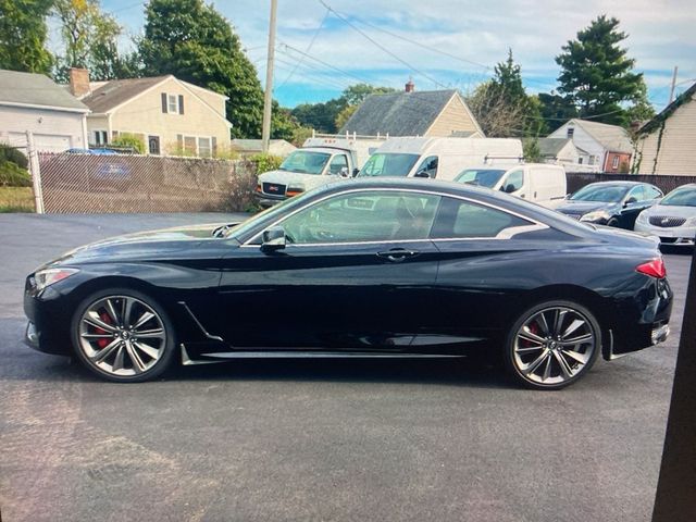 2018 INFINITI Q60 Red Sport 400