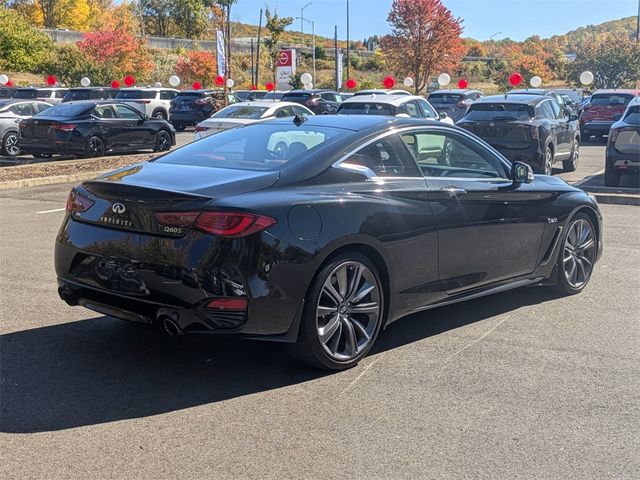 2018 INFINITI Q60 Red Sport 400