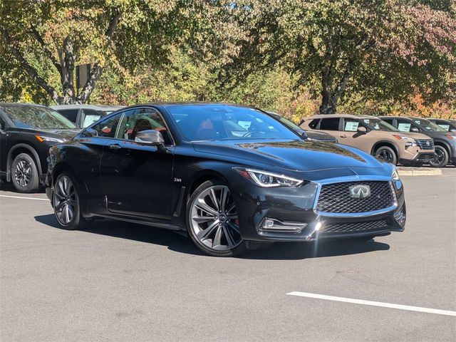 2018 INFINITI Q60 Red Sport 400