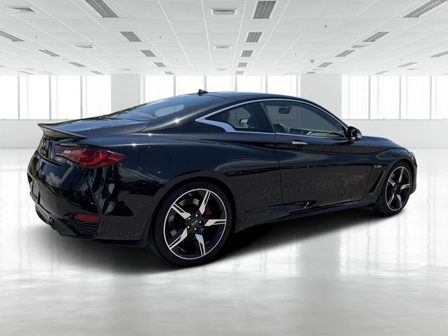 2018 INFINITI Q60 Red Sport 400