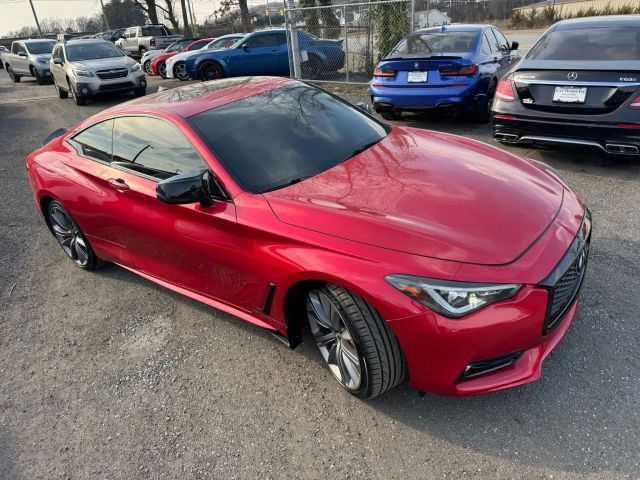 2018 INFINITI Q60 Red Sport 400
