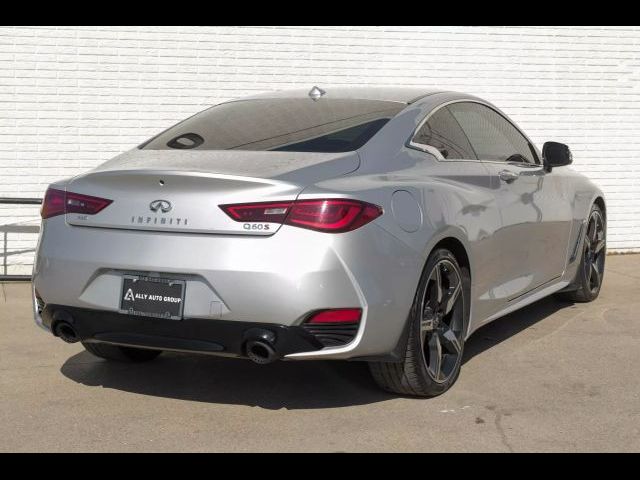 2018 INFINITI Q60 Red Sport 400