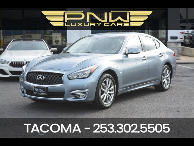 2018 INFINITI Q70 3.7 Luxe