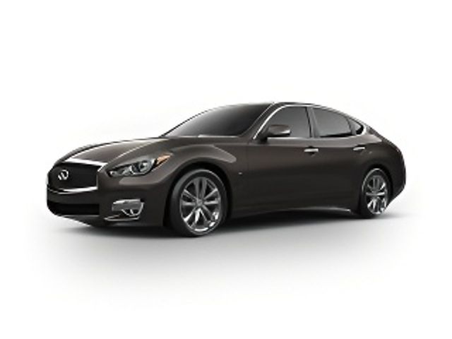 2018 INFINITI Q70 3.7 Luxe