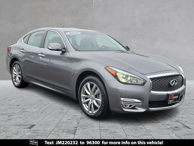 2018 INFINITI Q70 3.7 Luxe