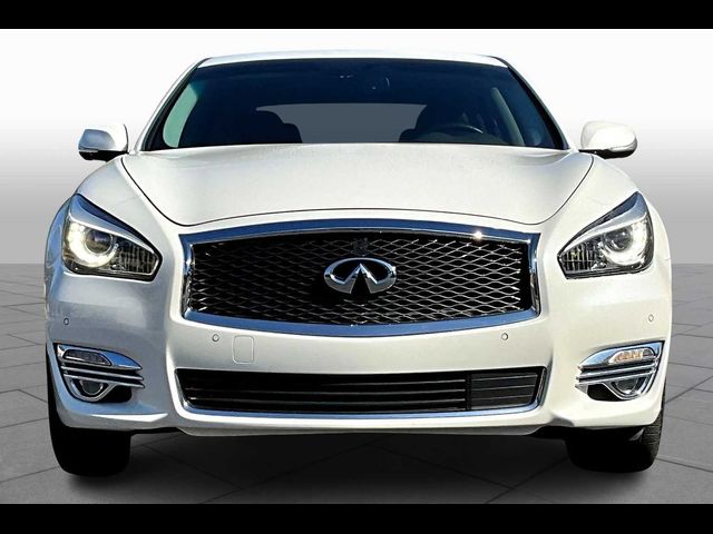 2018 INFINITI Q70L 3.7 Luxe