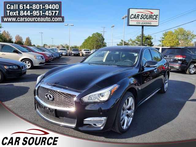 2018 INFINITI Q70L 5.6 Luxe