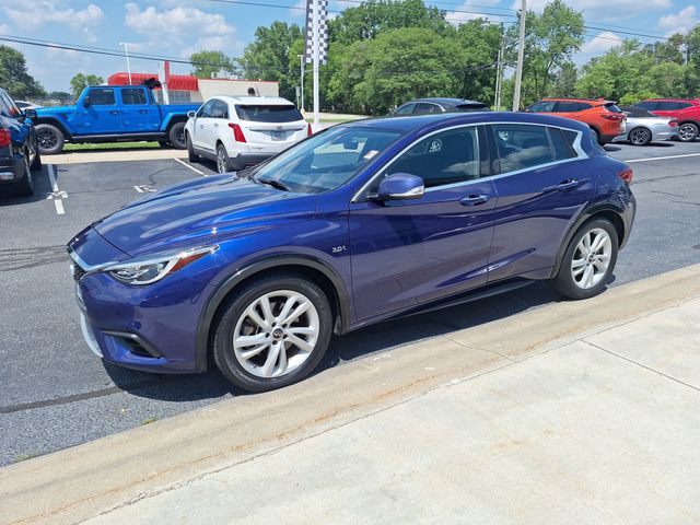 2018 INFINITI QX30 Base