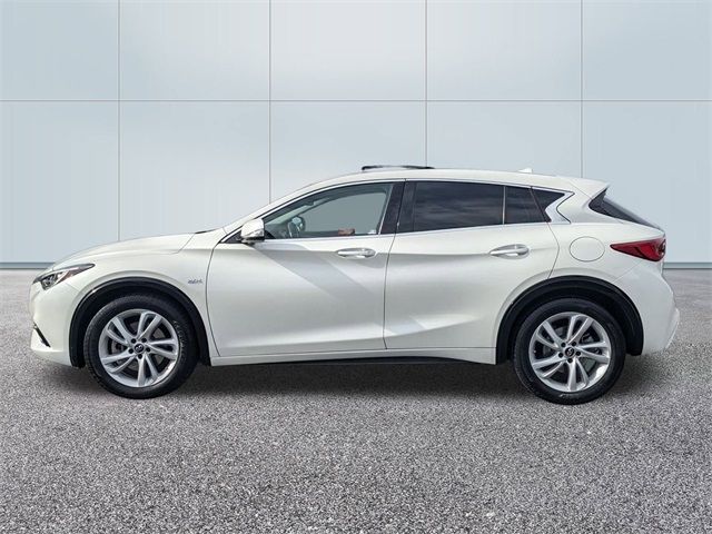 2018 INFINITI QX30 Base