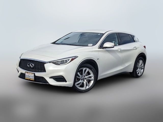 2018 INFINITI QX30 Base