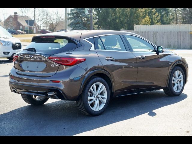 2018 INFINITI QX30 Base