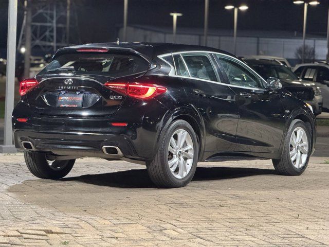 2018 INFINITI QX30 Base