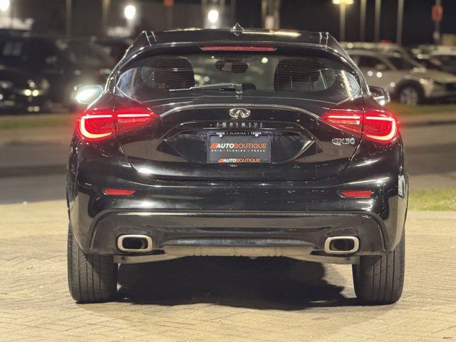2018 INFINITI QX30 Base