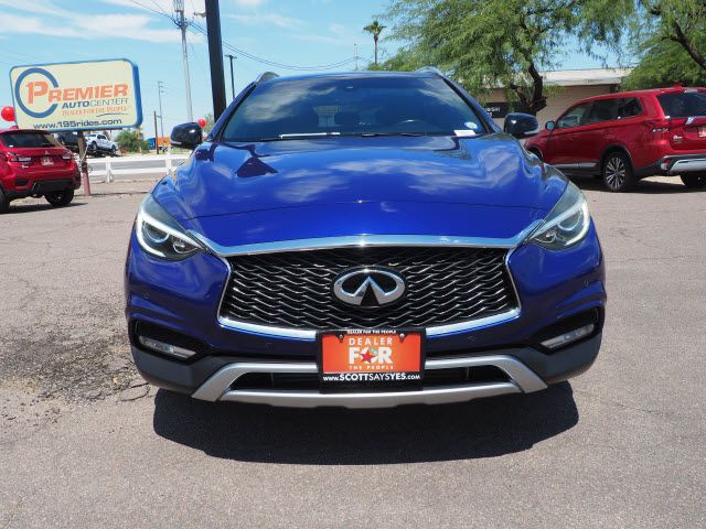 2018 INFINITI QX30 Premium