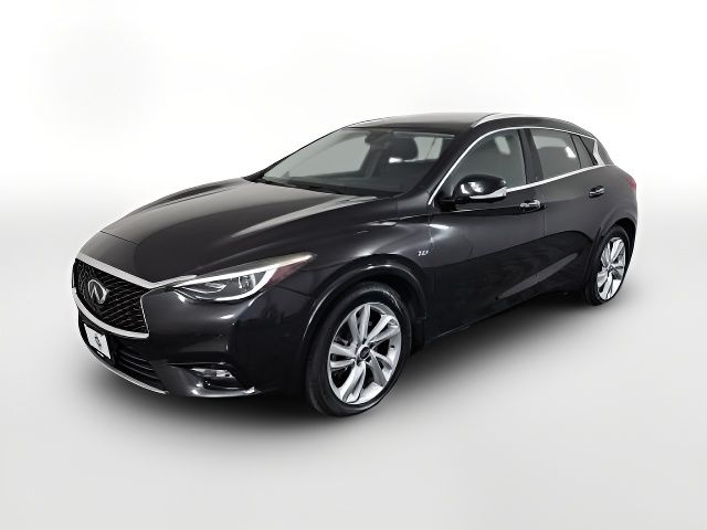 2018 INFINITI QX30 Essential