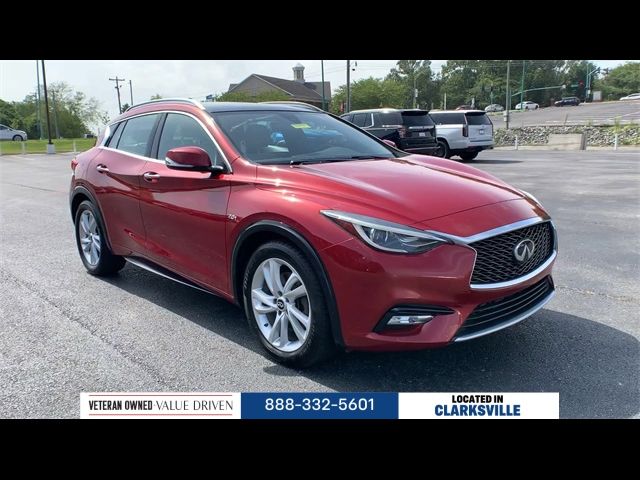 2018 INFINITI QX30 Essential