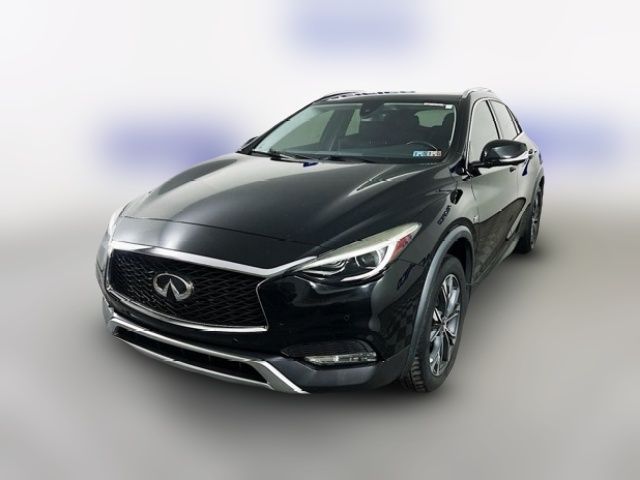 2018 INFINITI QX30 Essential