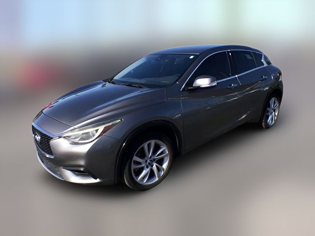 2018 INFINITI QX30 Luxury