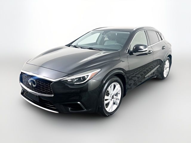 2018 INFINITI QX30 Luxe