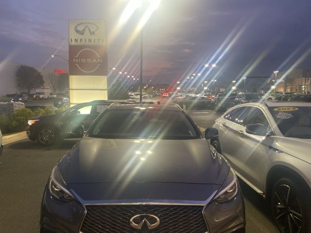 2018 INFINITI QX30 Luxe