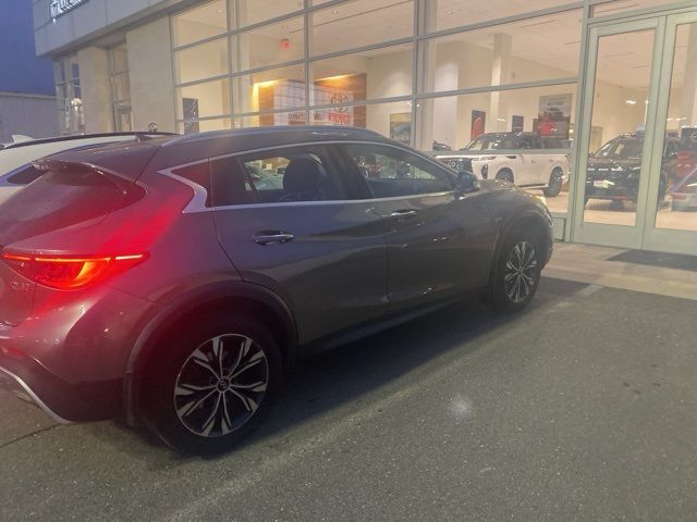 2018 INFINITI QX30 Luxe