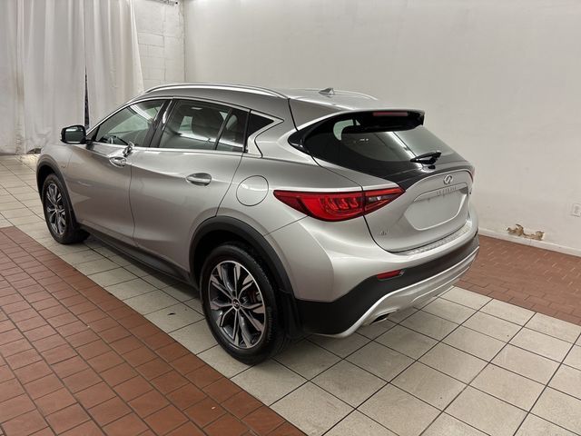 2018 INFINITI QX30 Luxe