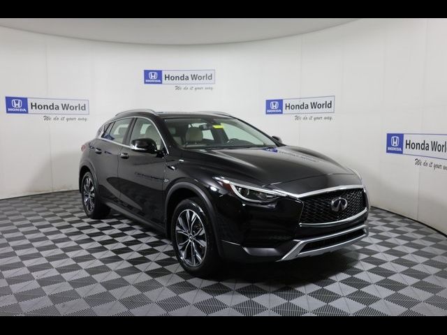 2018 INFINITI QX30 Luxe