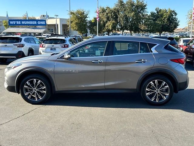 2018 INFINITI QX30 Luxe