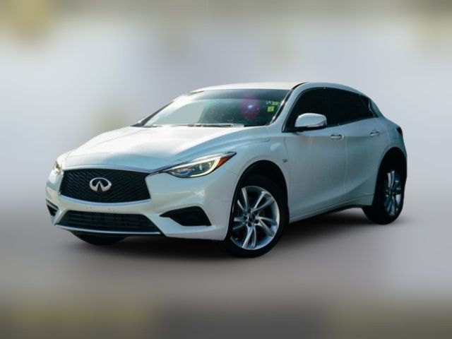 2018 INFINITI QX30 Luxury