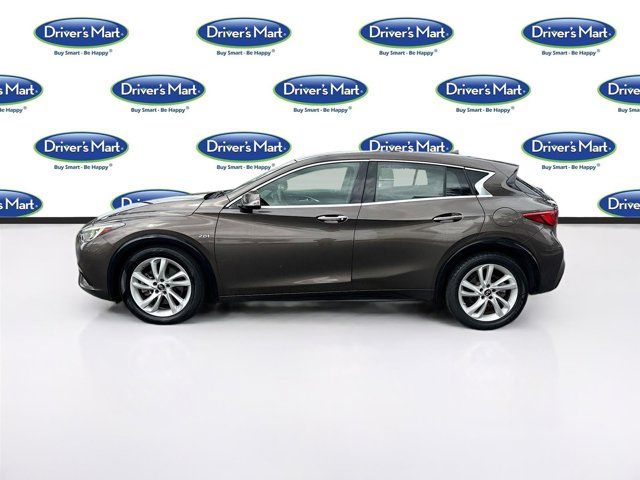 2018 INFINITI QX30 Luxury