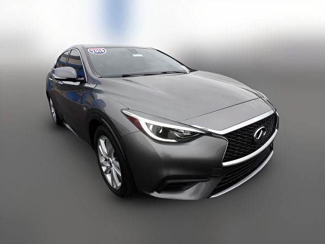 2018 INFINITI QX30 Luxury