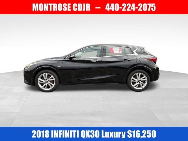 2018 INFINITI QX30 Luxury